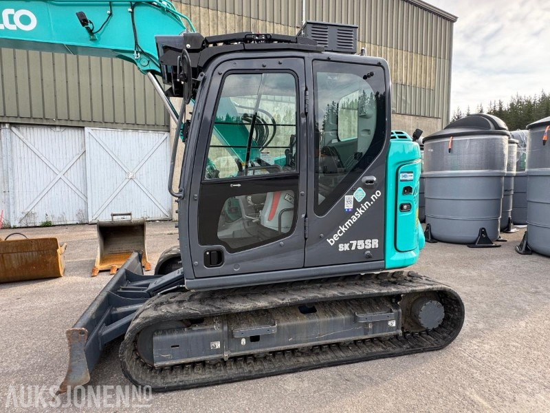 2020 Kobelco SK75SR-7 GRAVEMASKIN MED 2 SKUFFER OG SORTERINGSKLYPE - Graafmachine: afbeelding 4 2020 Kobelco SK75SR-7 GRAVEMASKIN MED 2 SKUFFER OG SORTERINGSKLYPE - Graafmachine: afbeelding 4