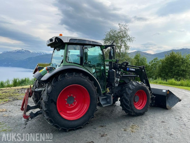 2021 Fendt 211 Vario med Trima frontlaster, hydraulisk toppstag, triangel og skuffe - Tractor: afbeelding 4 2021 Fendt 211 Vario med Trima frontlaster, hydraulisk toppstag, triangel og skuffe - Tractor: afbeelding 4