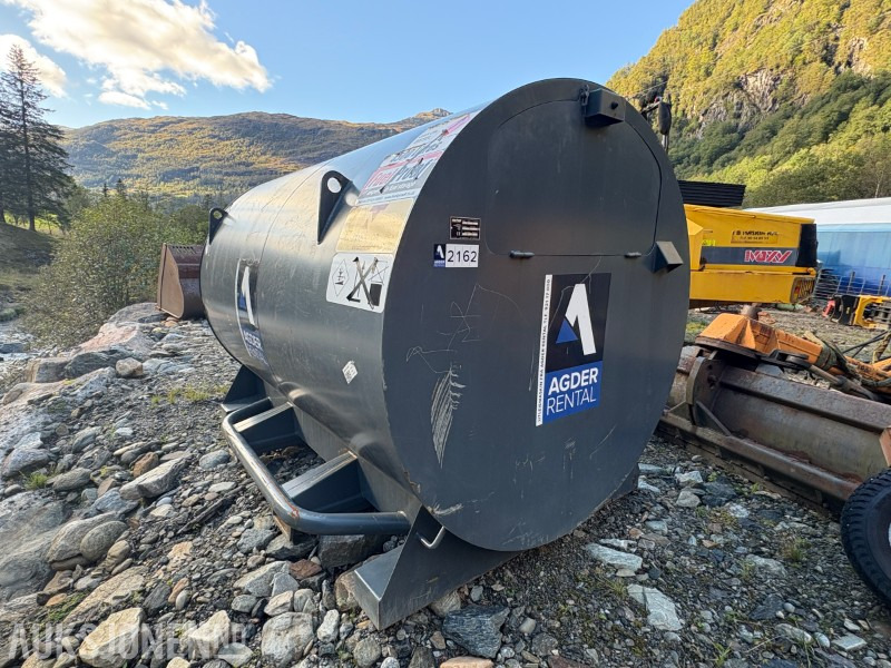 2021 Fuel Proof 4500 liter dobbelvegget dieseltank med pumpeanlegg - Bouwmaterieel: afbeelding 1 2021 Fuel Proof 4500 liter dobbelvegget dieseltank med pumpeanlegg - Bouwmaterieel: afbeelding 1