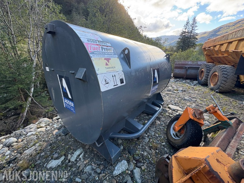 2021 Fuel Proof 4500 liter dobbelvegget dieseltank med pumpeanlegg - Bouwmaterieel: afbeelding 4 2021 Fuel Proof 4500 liter dobbelvegget dieseltank med pumpeanlegg - Bouwmaterieel: afbeelding 4