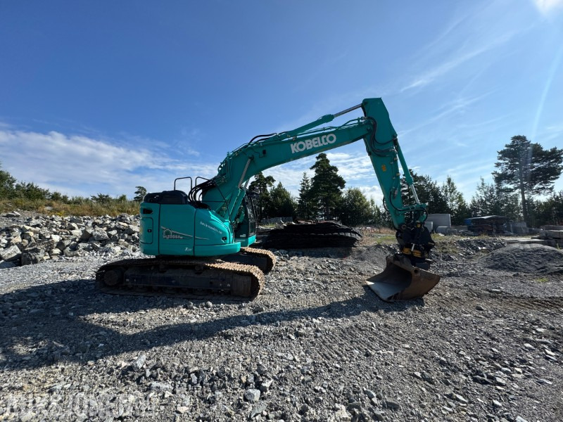 2021 Kobelco SK230SRLC-5E Gravemsakin - Beltegraver - Tiltrotator - GPS - 4 Skuffer - Klype - Graafmachine: afbeelding 3 2021 Kobelco SK230SRLC-5E Gravemsakin - Beltegraver - Tiltrotator - GPS - 4 Skuffer - Klype - Graafmachine: afbeelding 3