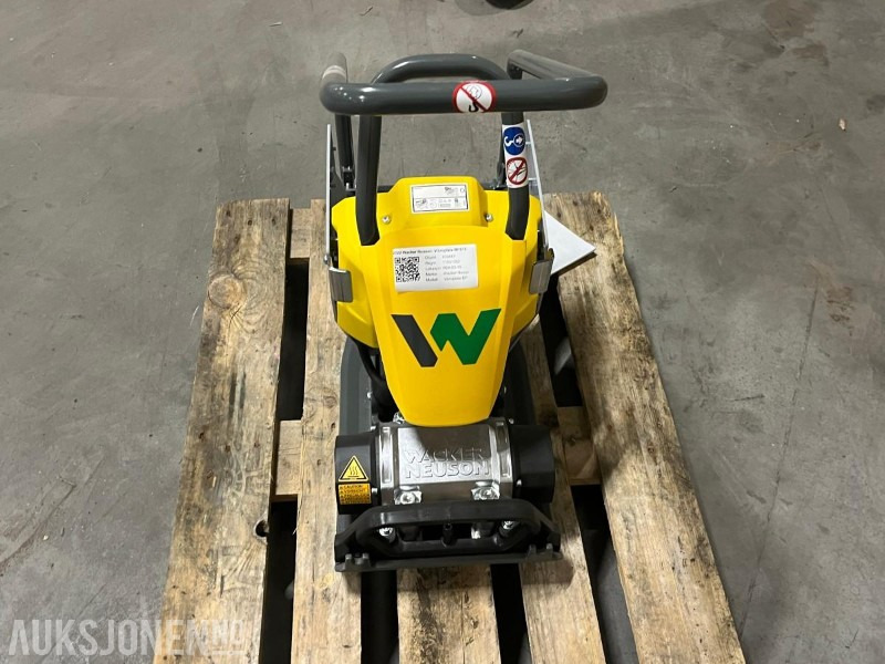 2022 Wacker Neuson vibroplate - Aps1030e - Wals: afbeelding 1 2022 Wacker Neuson vibroplate - Aps1030e - Wals: afbeelding 1