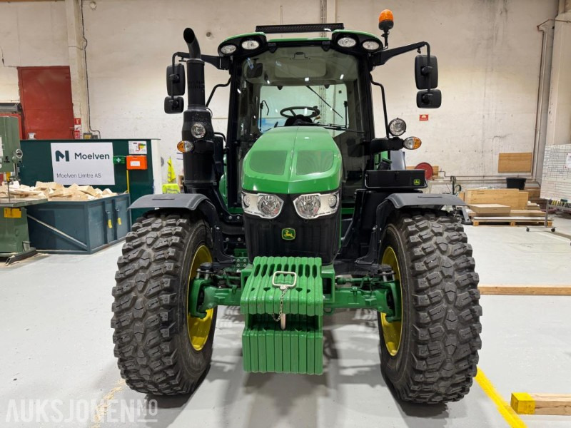 2023 John Deere 6100M TRAKTOR MED 2 SETT HJUL, KUN 1543 TIMER - Tractor: afbeelding 2 2023 John Deere 6100M TRAKTOR MED 2 SETT HJUL, KUN 1543 TIMER - Tractor: afbeelding 2