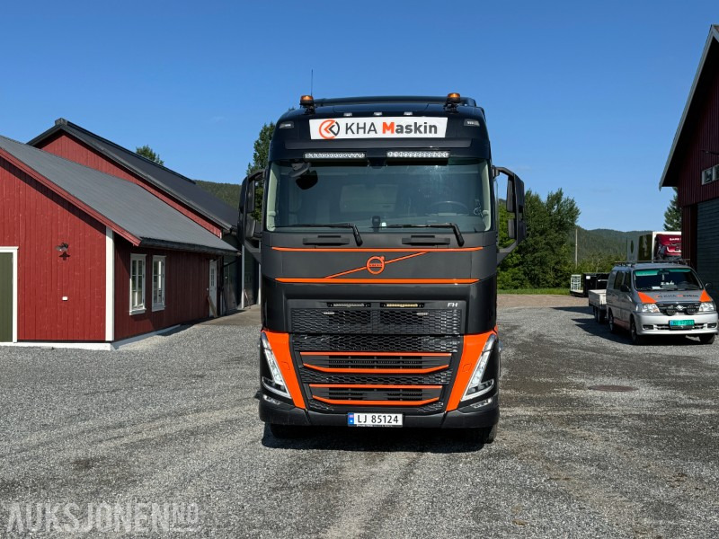 2023 Volvo FH - Krokbil med Dumperkasse og Maskinflak - Haakarmsysteem vrachtwagen: afbeelding 2 2023 Volvo FH - Krokbil med Dumperkasse og Maskinflak - Haakarmsysteem vrachtwagen: afbeelding 2