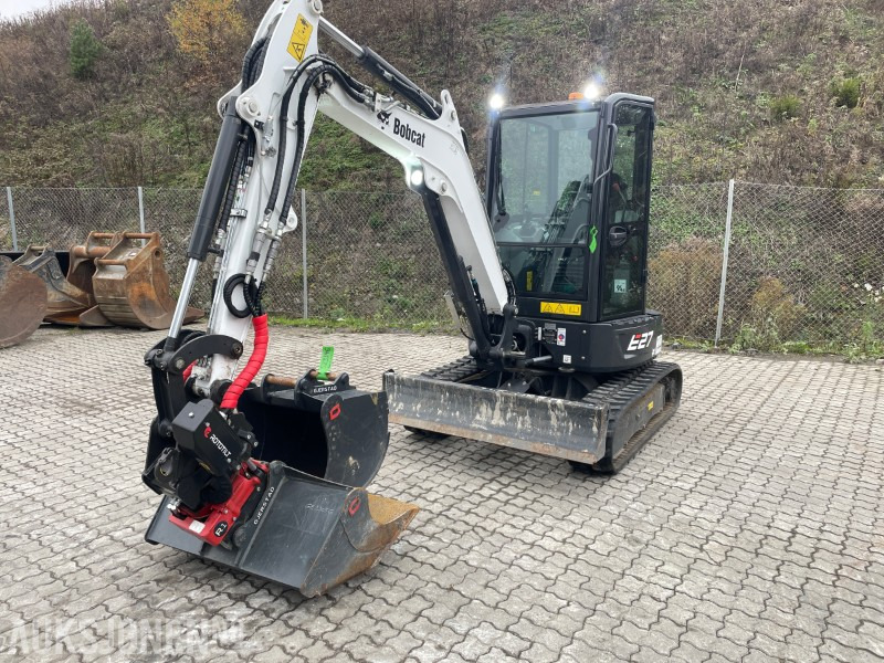 2024 Bobcat E27 Rototilt R1, Graveskuff, fast pusseskuff - Minigraafmachine: afbeelding 1 2024 Bobcat E27 Rototilt R1, Graveskuff, fast pusseskuff - Minigraafmachine: afbeelding 1