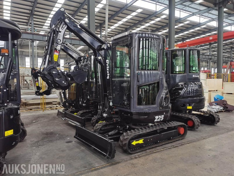 2025 Andre Grizzly Z25 Zerotail m/Hytte & Teleskopunderstell - Minigraafmachine: afbeelding 4 2025 Andre Grizzly Z25 Zerotail m/Hytte & Teleskopunderstell - Minigraafmachine: afbeelding 4