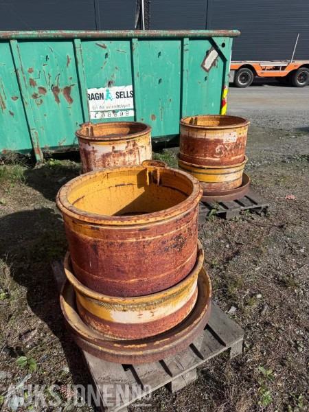 3 stk brede felger til Volvo A40 FFS (til 875/65-R29 dekk) - Bouwmaterieel: afbeelding 2 3 stk brede felger til Volvo A40 FFS (til 875/65-R29 dekk) - Bouwmaterieel: afbeelding 2