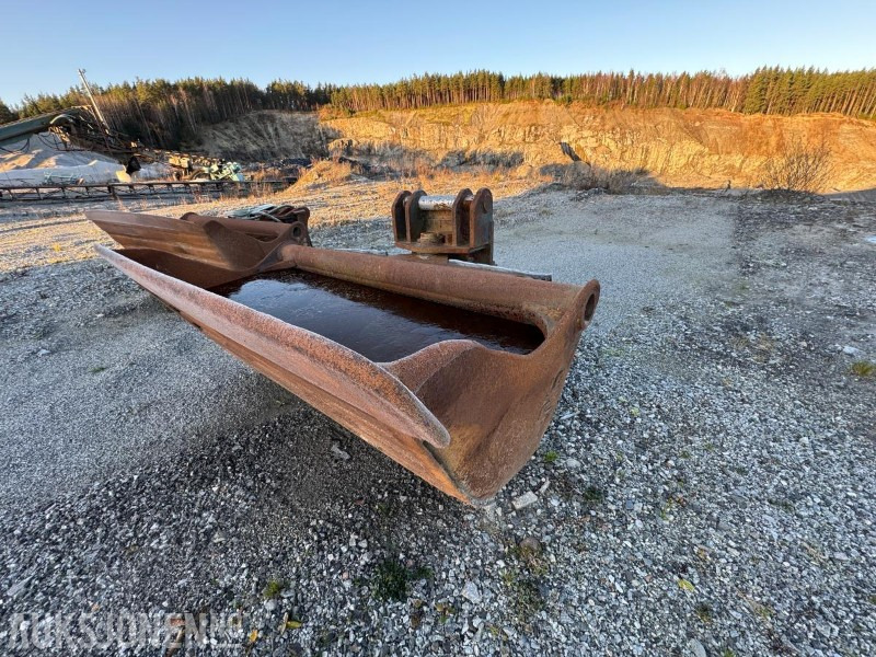 2004 Nanset pusseskuffe med hydraulisk tilt / KM feste - Aanbouwdeel voor Bouwmachine: afbeelding 1 2004 Nanset pusseskuffe med hydraulisk tilt / KM feste - Aanbouwdeel voor Bouwmachine: afbeelding 1