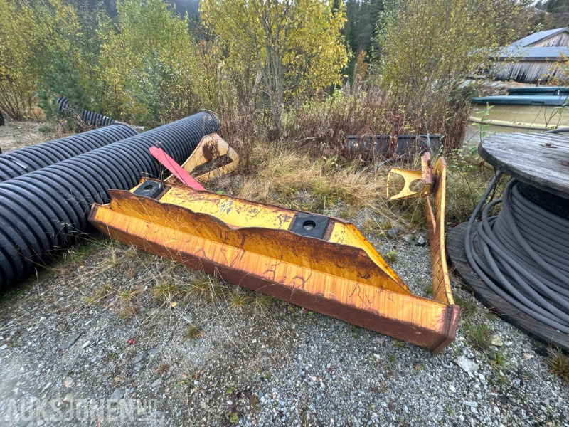 2006 Baklem til Bell 25 - Aanbouwdeel voor Bouwmachine: afbeelding 1 2006 Baklem til Bell 25 - Aanbouwdeel voor Bouwmachine: afbeelding 1