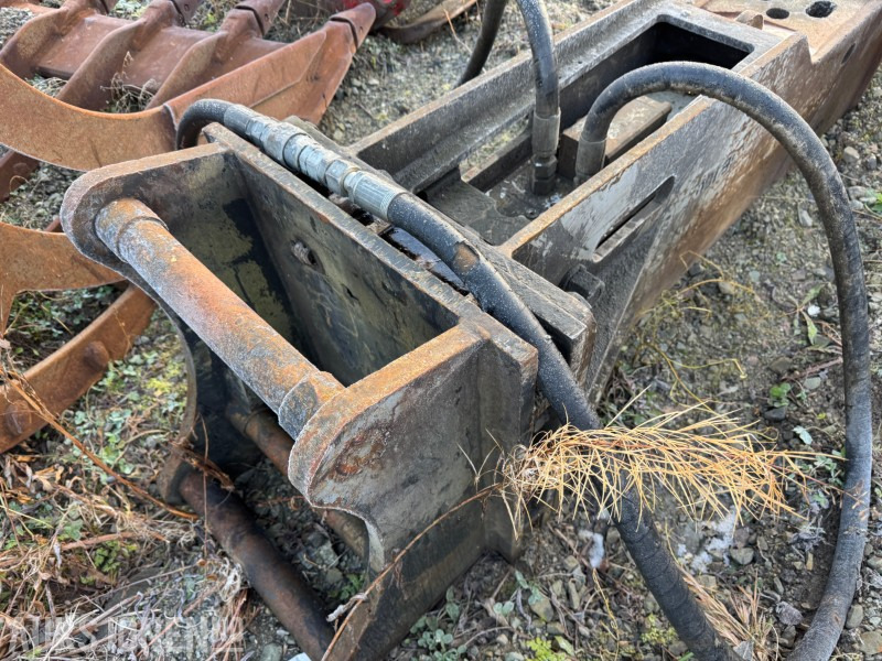 2008 Daemo DMB180 pigghammer med kombi S60 og S70 feste. - Aanbouwdeel voor Bouwmachine: afbeelding 4 2008 Daemo DMB180 pigghammer med kombi S60 og S70 feste. - Aanbouwdeel voor Bouwmachine: afbeelding 4