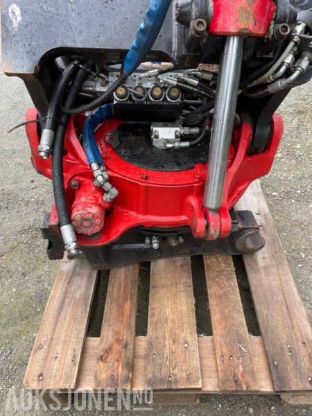 2012 Indexator RT60B S70/S70 Tiltrotator - Aanbouwdeel voor Bouwmachine: afbeelding 2 2012 Indexator RT60B S70/S70 Tiltrotator - Aanbouwdeel voor Bouwmachine: afbeelding 2
