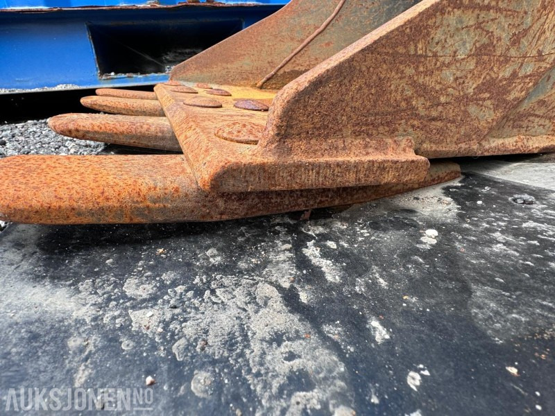 2019 SMP Graveskuffe - S30 feste - 85 L - Aanbouwdeel voor Bouwmachine: afbeelding 3 2019 SMP Graveskuffe - S30 feste - 85 L - Aanbouwdeel voor Bouwmachine: afbeelding 3