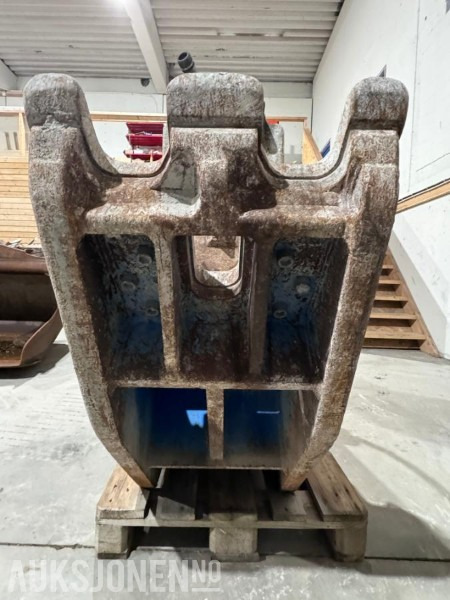 2020 Okada Aiyon OSC-280AV - Betongtygger - S70 feste - Aanbouwdeel voor Bouwmachine: afbeelding 5 2020 Okada Aiyon OSC-280AV - Betongtygger - S70 feste - Aanbouwdeel voor Bouwmachine: afbeelding 5