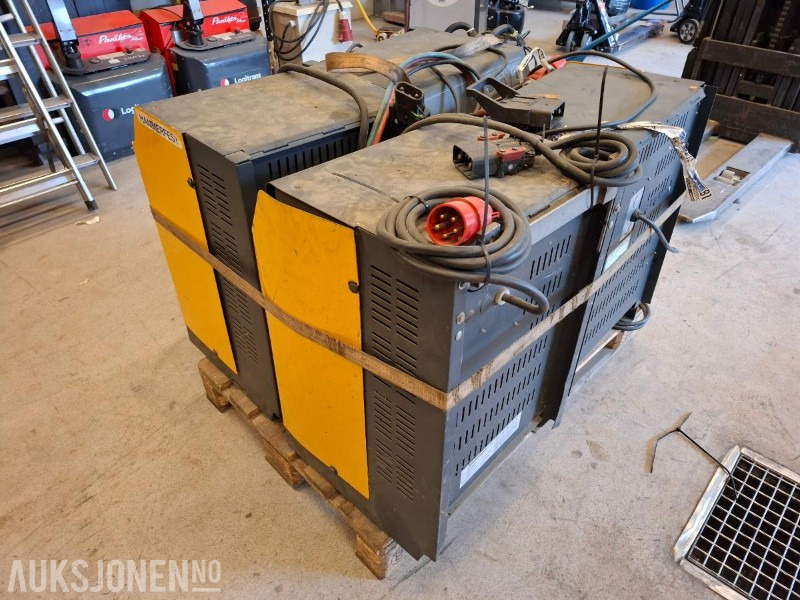 4 stk Jungheinrich batterilader til truck - Aanbouwdeel voor Bouwmachine: afbeelding 4 4 stk Jungheinrich batterilader til truck - Aanbouwdeel voor Bouwmachine: afbeelding 4