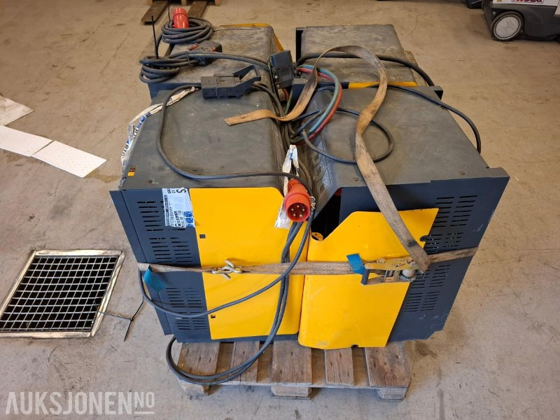 4 stk Jungheinrich batterilader til truck - Aanbouwdeel voor Bouwmachine: afbeelding 2 4 stk Jungheinrich batterilader til truck - Aanbouwdeel voor Bouwmachine: afbeelding 2