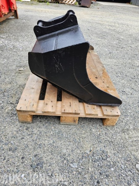 Engcon Pusseskuff Ca 250Liter. S40 Feste - Aanbouwdeel voor Bouwmachine: afbeelding 4 Engcon Pusseskuff Ca 250Liter. S40 Feste - Aanbouwdeel voor Bouwmachine: afbeelding 4