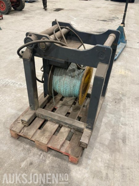 Hydraulisk vinsj til gravemaskin S60/70 feste - Aanbouwdeel voor Bouwmachine: afbeelding 2 Hydraulisk vinsj til gravemaskin S60/70 feste - Aanbouwdeel voor Bouwmachine: afbeelding 2