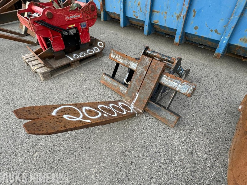 LST 5000kg pallegafler S70 - Aanbouwdeel voor Bouwmachine: afbeelding 1 LST 5000kg pallegafler S70 - Aanbouwdeel voor Bouwmachine: afbeelding 1