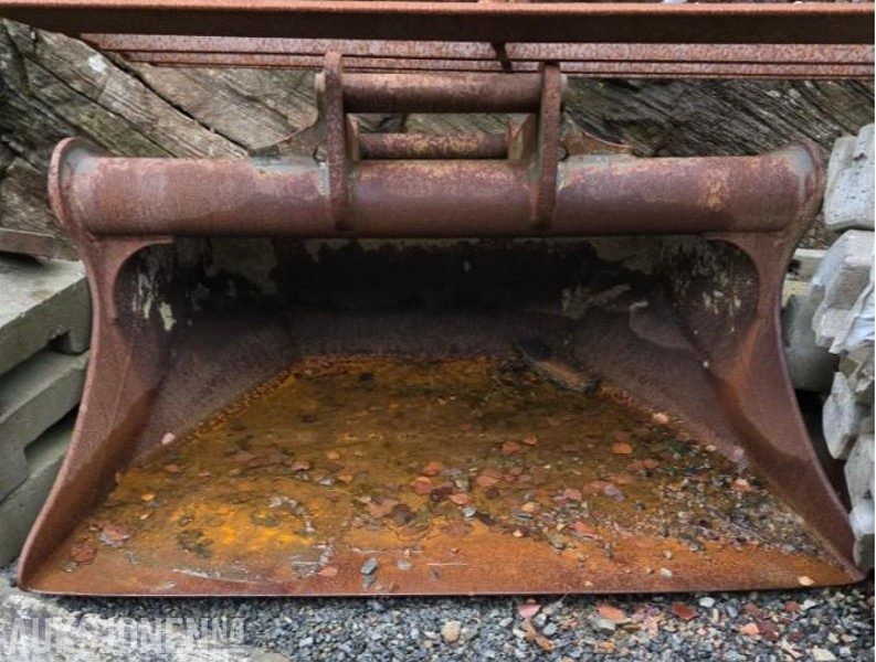 Pusseskuffe - Aanbouwdeel voor Bouwmachine: afbeelding 2 Pusseskuffe - Aanbouwdeel voor Bouwmachine: afbeelding 2