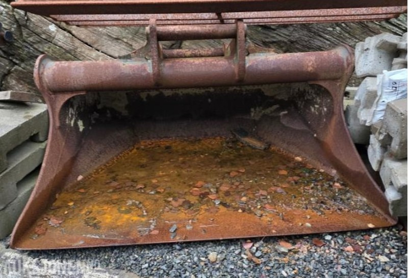 Pusseskuffe - Aanbouwdeel voor Bouwmachine: afbeelding 1 Pusseskuffe - Aanbouwdeel voor Bouwmachine: afbeelding 1