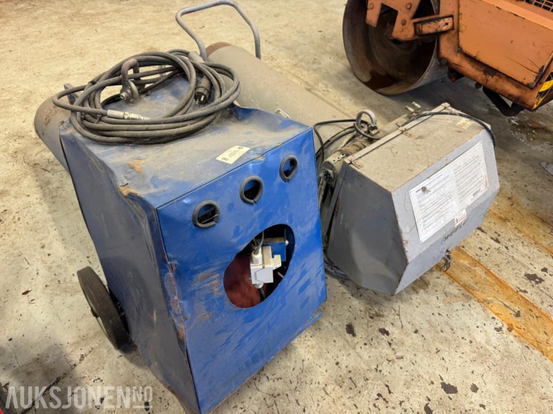 Tinelokk med dieselbrenner - Aanbouwdeel voor Bouwmachine: afbeelding 4 Tinelokk med dieselbrenner - Aanbouwdeel voor Bouwmachine: afbeelding 4