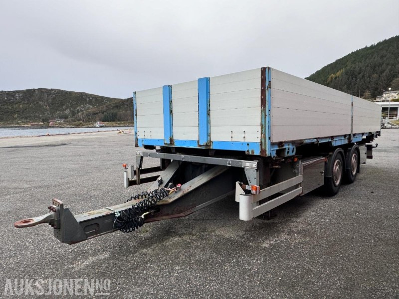 2002 Goebel & Sohn Containerchassi / Boggi kjerre med Kögel ER 74 Vekselflak med aluminiumskarmer - Supersingel hjul - Aanhangwagen: afbeelding 1 2002 Goebel & Sohn Containerchassi / Boggi kjerre med Kögel ER 74 Vekselflak med aluminiumskarmer - Supersingel hjul - Aanhangwagen: afbeelding 1