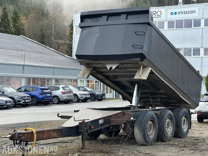 2005 Maur Bilpåbygg tippkjerre / trippelkjerre - Aanhangwagen: afbeelding 1 2005 Maur Bilpåbygg tippkjerre / trippelkjerre - Aanhangwagen: afbeelding 1