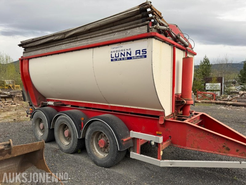2006 Nik. Haugrønning asfalt trippelkjerre - Aanhangwagen: afbeelding 3 2006 Nik. Haugrønning asfalt trippelkjerre - Aanhangwagen: afbeelding 3