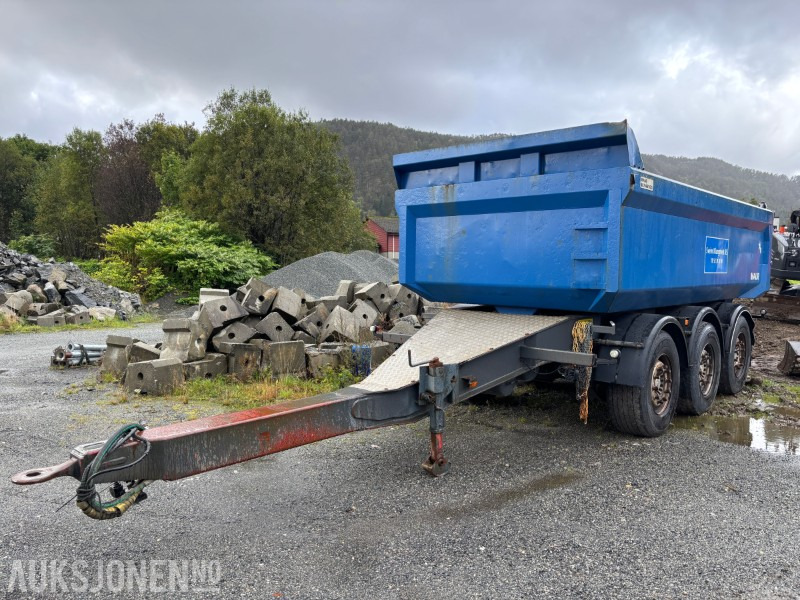2007 Maur Bilpåbygg Trippeldumperkjerre. Nylig Eu Godkjent - Aanhangwagen: afbeelding 1 2007 Maur Bilpåbygg Trippeldumperkjerre. Nylig Eu Godkjent - Aanhangwagen: afbeelding 1