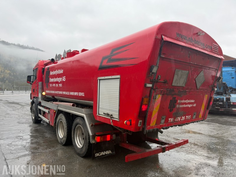 1999 Scania R124 Spyle/sugebil med Korp&Son påbygg - Gemeentelijke machine/ Speciaal: afbeelding 3 1999 Scania R124 Spyle/sugebil med Korp&Son påbygg - Gemeentelijke machine/ Speciaal: afbeelding 3
