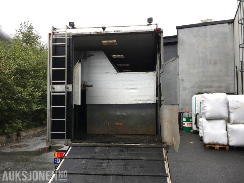 2004 DAF LF 45.220 - Hestebil / Transportbil, 202552km - Gemeentelijke machine/ Speciaal: afbeelding 3 2004 DAF LF 45.220 - Hestebil / Transportbil, 202552km - Gemeentelijke machine/ Speciaal: afbeelding 3