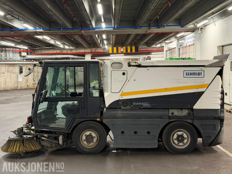 2010 Schmidt Compact 200 feiebil / Rep.objekt - Gemeentelijke machine/ Speciaal: afbeelding 2 2010 Schmidt Compact 200 feiebil / Rep.objekt - Gemeentelijke machine/ Speciaal: afbeelding 2