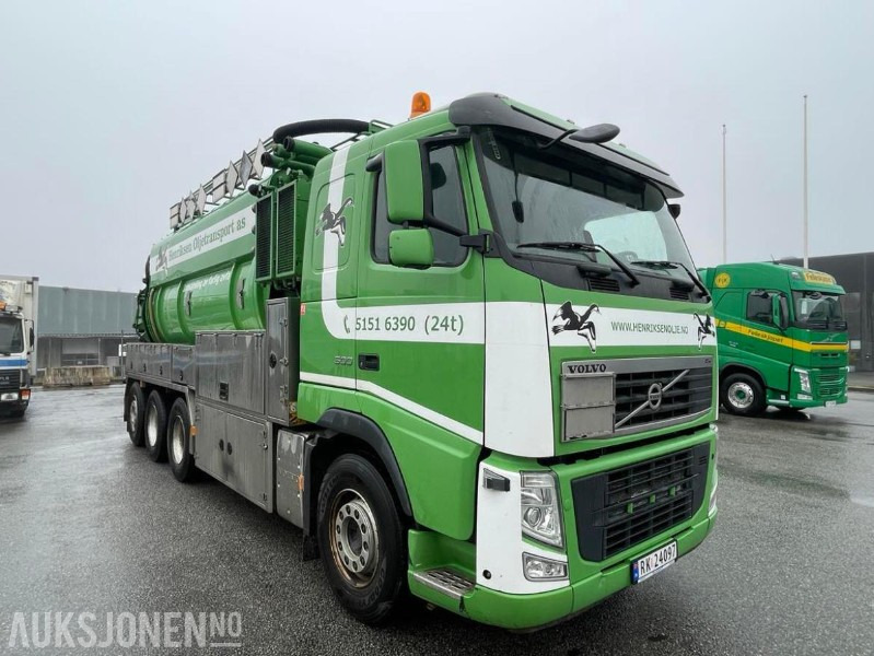 2010 VOLVO FH500 8X4 INTERCONSULT SS2343 BST3-17CR ADR SLAMSUGER MED HØYTRYKKSPYLER - 203576 KM. - Gemeentelijke machine/ Speciaal: afbeelding 2 2010 VOLVO FH500 8X4 INTERCONSULT SS2343 BST3-17CR ADR SLAMSUGER MED HØYTRYKKSPYLER - 203576 KM. - Gemeentelijke machine/ Speciaal: afbeelding 2