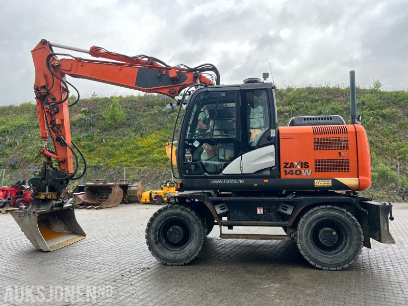 Hitachi ZX140W-5B Engcon tilt, fast puss - Graafmachine: afbeelding 2 Hitachi ZX140W-5B Engcon tilt, fast puss - Graafmachine: afbeelding 2