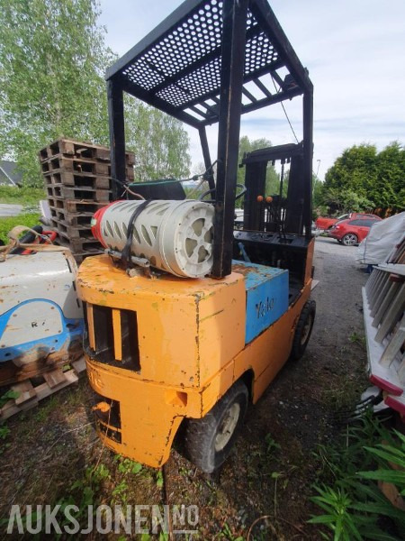1975 YALE 1600 kg GASSTRUCK - Intern transport: afbeelding 3 1975 YALE 1600 kg GASSTRUCK - Intern transport: afbeelding 3