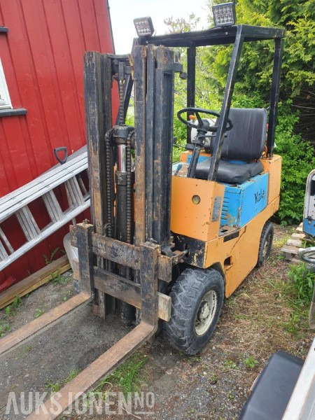1975 YALE 1600 kg GASSTRUCK - Intern transport: afbeelding 1 1975 YALE 1600 kg GASSTRUCK - Intern transport: afbeelding 1