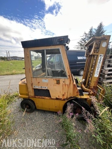 1981 Mitsubishi FD - 25 - Intern transport: afbeelding 2 1981 Mitsubishi FD - 25 - Intern transport: afbeelding 2