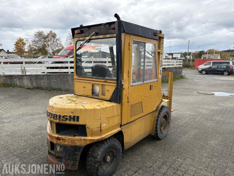 1982 Mitsubishi FD-30 - Intern transport: afbeelding 5 1982 Mitsubishi FD-30 - Intern transport: afbeelding 5