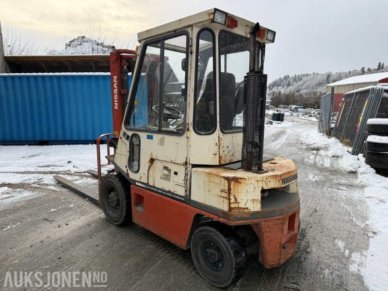 1989 Nissan gaffeltruck - Intern transport: afbeelding 5 1989 Nissan gaffeltruck - Intern transport: afbeelding 5