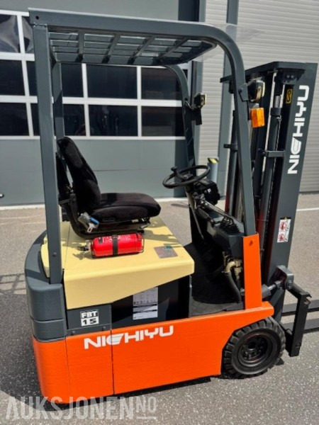 1998 Nichiyu Model FB T15B 300F elektrisk truck - Intern transport: afbeelding 4 1998 Nichiyu Model FB T15B 300F elektrisk truck - Intern transport: afbeelding 4