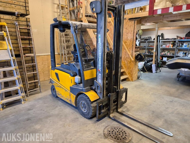 2002 Jungheinrich Gaffeltruck - Intern transport: afbeelding 1 2002 Jungheinrich Gaffeltruck - Intern transport: afbeelding 1