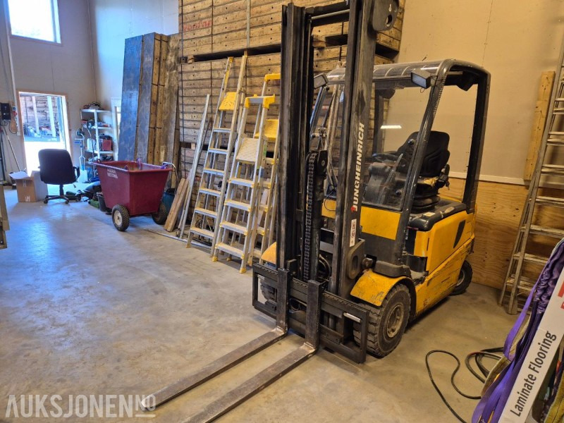 2002 Jungheinrich Gaffeltruck - Intern transport: afbeelding 2 2002 Jungheinrich Gaffeltruck - Intern transport: afbeelding 2