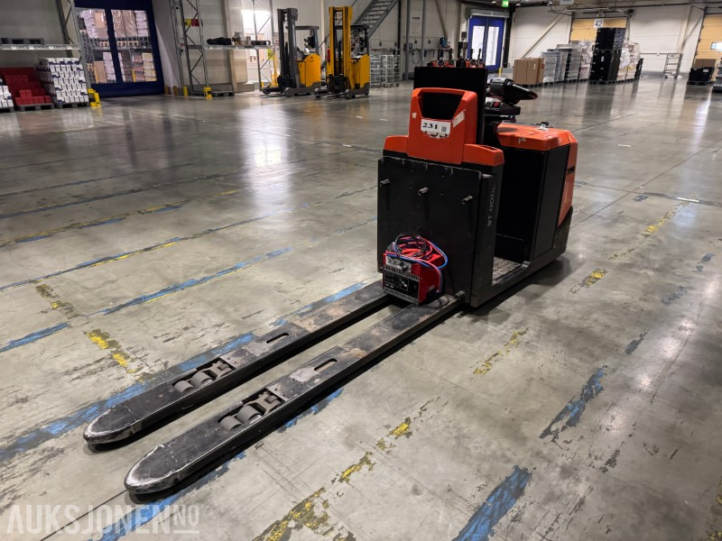 2013 BT Optio OSE250P Plukktruck - Intern transport: afbeelding 5 2013 BT Optio OSE250P Plukktruck - Intern transport: afbeelding 5