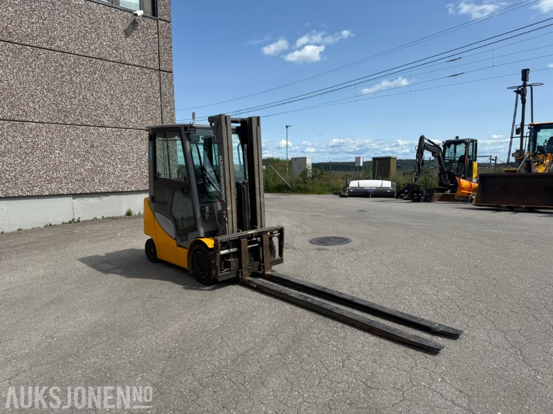 2017 Jungheinrich DFG 320S dieseldrevet motvektstruck med gaffelforlengere - Intern transport: afbeelding 1 2017 Jungheinrich DFG 320S dieseldrevet motvektstruck med gaffelforlengere - Intern transport: afbeelding 1