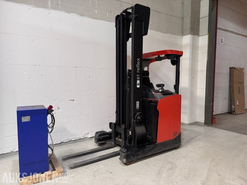 2017 Toyota RRE140HE Skyvemast Truck - 1400 KG - Intern transport: afbeelding 2 2017 Toyota RRE140HE Skyvemast Truck - 1400 KG - Intern transport: afbeelding 2