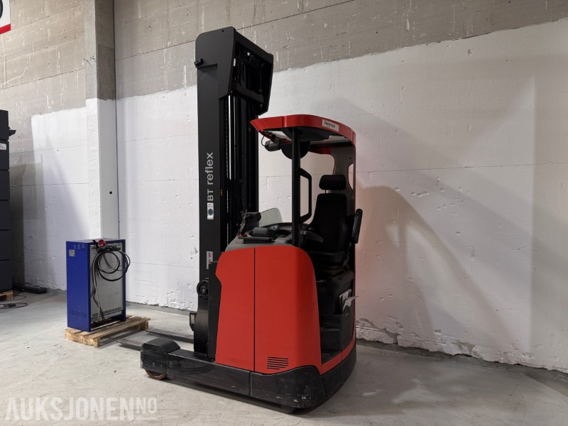2017 Toyota RRE140HE Skyvemast Truck - 1400 KG - Intern transport: afbeelding 3 2017 Toyota RRE140HE Skyvemast Truck - 1400 KG - Intern transport: afbeelding 3