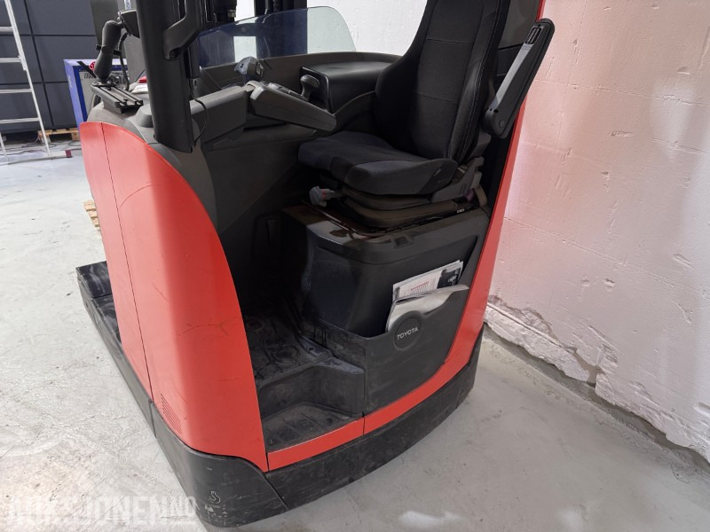 2017 Toyota RRE140HE Skyvemast Truck - 1400 KG - Intern transport: afbeelding 4 2017 Toyota RRE140HE Skyvemast Truck - 1400 KG - Intern transport: afbeelding 4