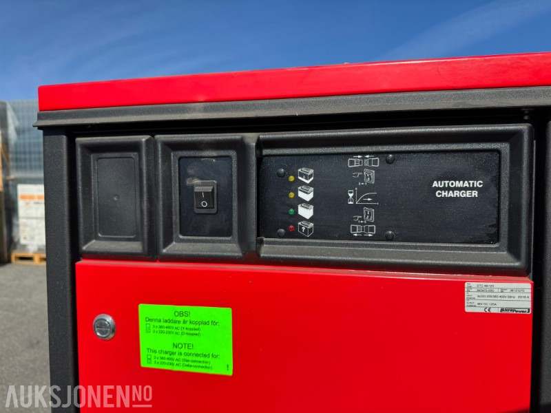 MicroPower Trucklader 48 Volt 125 A - Intern transport: afbeelding 2 MicroPower Trucklader 48 Volt 125 A - Intern transport: afbeelding 2