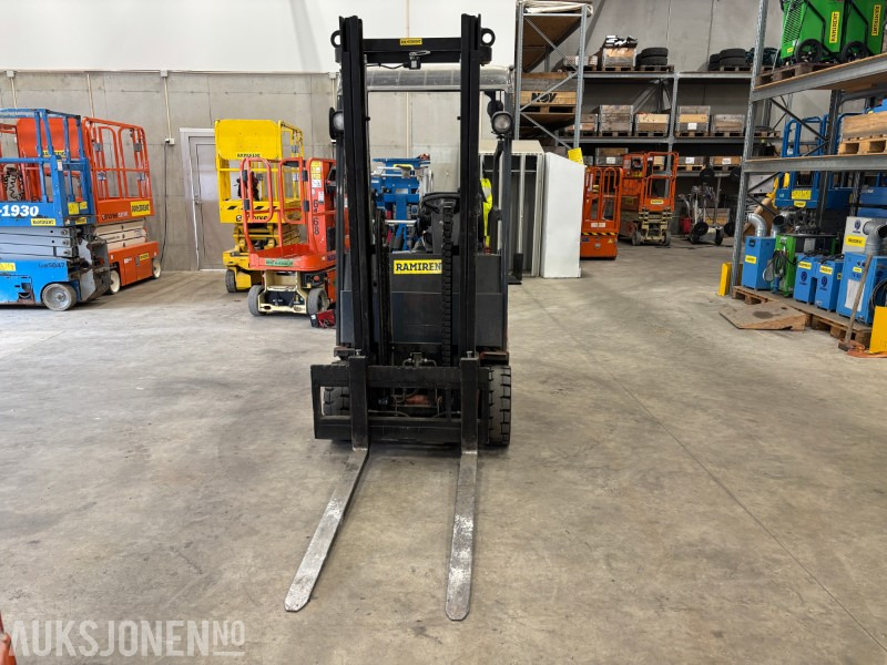 Toyota Traigo 24 1.0T - Intern transport: afbeelding 5 Toyota Traigo 24 1.0T - Intern transport: afbeelding 5