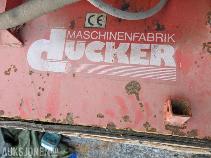 2005 G. Dücker GmbH & Co. KG MKT 13 R hydraulisk beitepuss / kantklipper - Landbouwmachine: afbeelding 3 2005 G. Dücker GmbH & Co. KG MKT 13 R hydraulisk beitepuss / kantklipper - Landbouwmachine: afbeelding 3